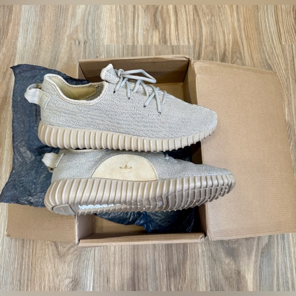 Adidas Yeezy Boost 350 Oxford Tan Sz 10 AQ2661 EUC - Picture 3 of 8